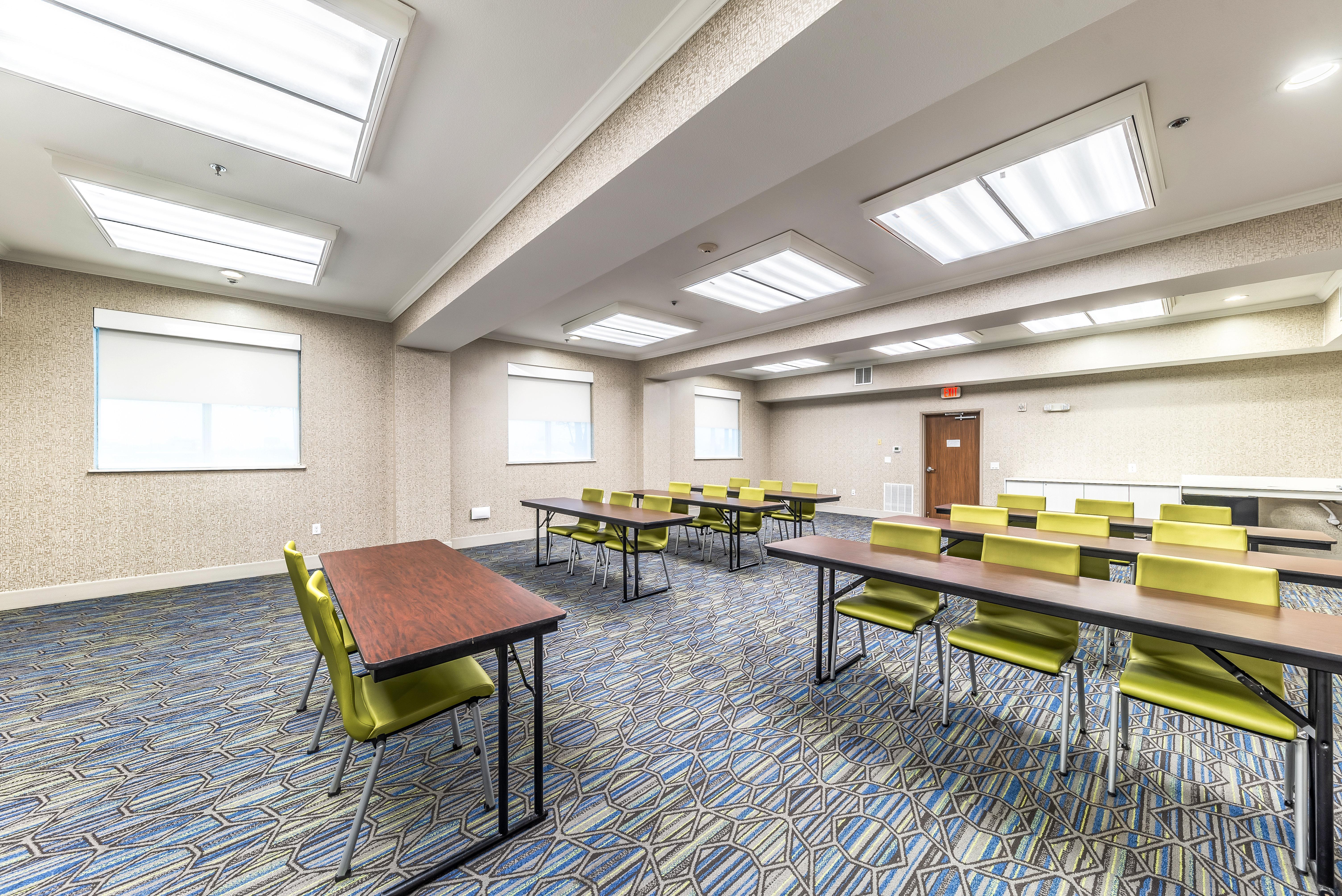 Holiday Inn Express & Suites Fort Worth - Fossil Creek By Ihg Kültér fotó