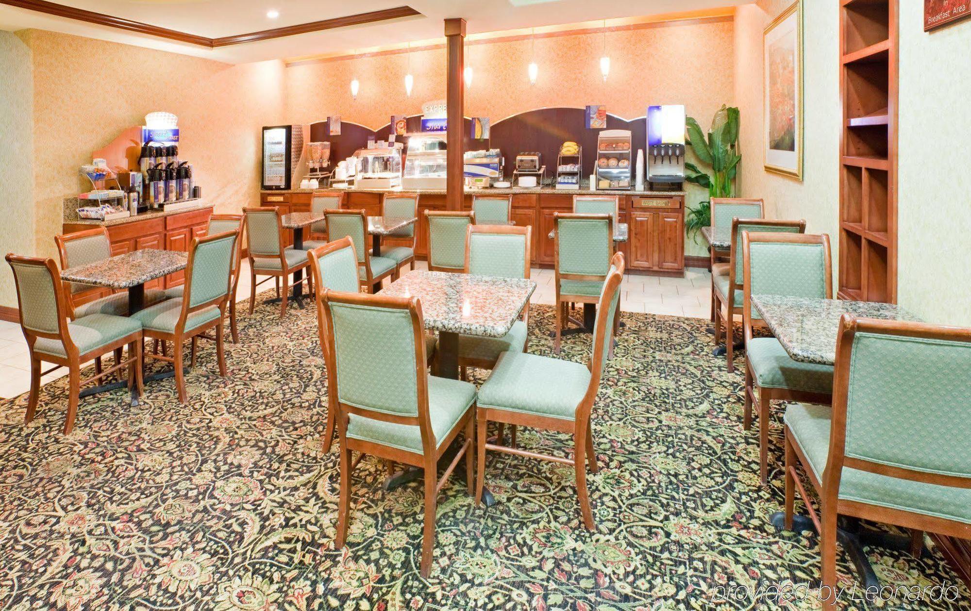 Holiday Inn Express & Suites Fort Worth - Fossil Creek By Ihg Étterem fotó